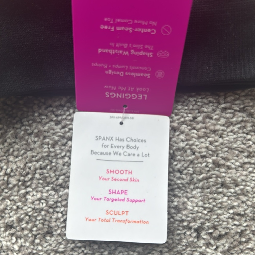 Spanx Look at Me Now leggings size L NWT - Picture 3 of 5
